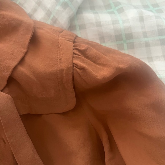See by Chloe Seda silk button blouse 2
Absolutely darling Chloe blouse in brown - Picture 3 of 8